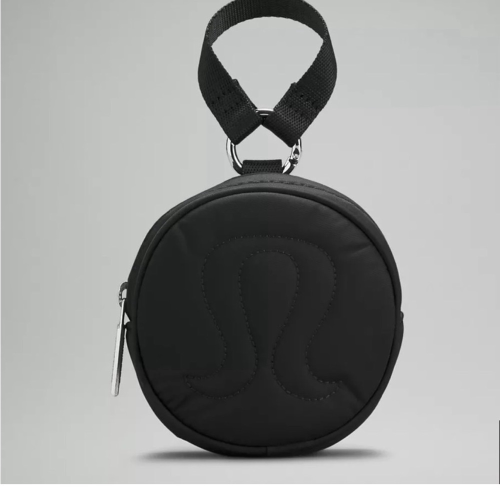 Lululemon logo coin purse